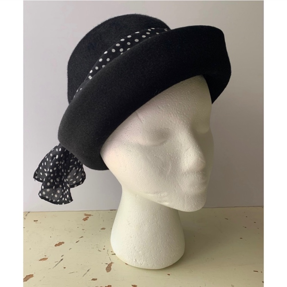 vintage jonquil :: Glenover felt bowler hat